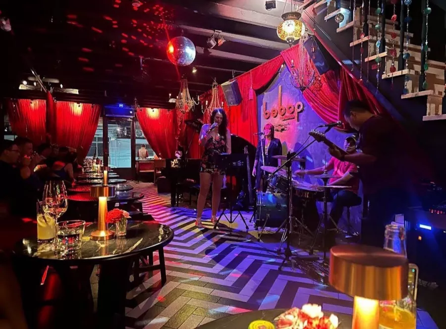 Бар Bebop Live Music в Пхукете: Бар, Коктейли, Bar, Cocktails, Живая музыка, Live music,