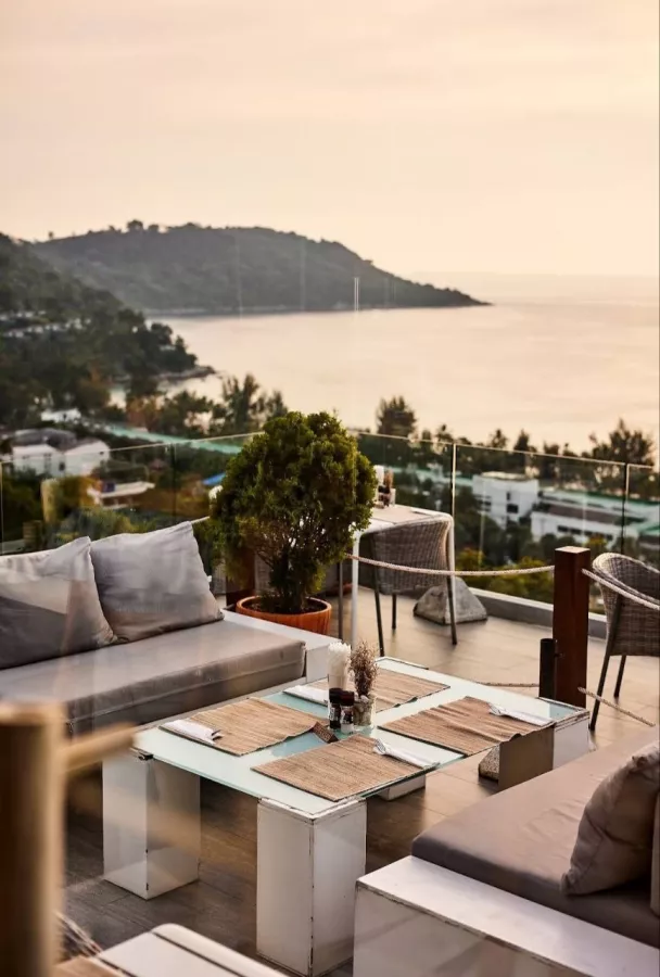 Ресторан The Sundeck в Пхукете: Ресторан, Бар, Restaurant , Bar, Десерты, Desserts,