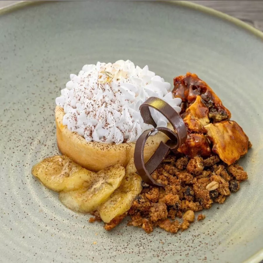 Отель DoubleTree by Hilton Phuket Banthai Resort в Пхукете: Отель, Бар, Бассейн, Пиво, Ресторан,