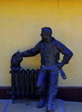 Памятник "Сантехник"