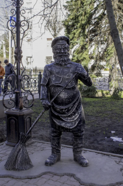 Скульптура "Дворник"