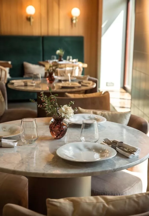 Ресторан Bruni Prosecco Bar в Москве: Вкусно поесть , Куда сходить , Ресторан , Бар, Винная карта , Десерты, Завтрак, Где поесть , Летняя веранда , Терраса ,