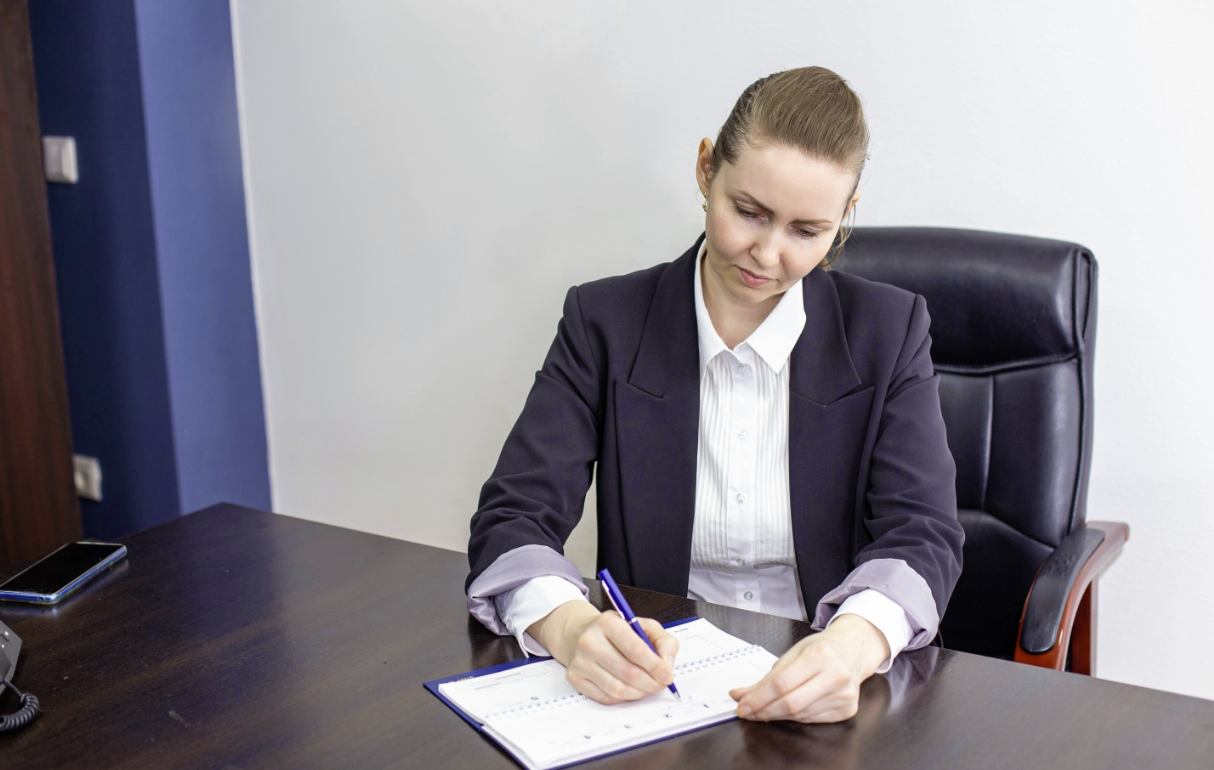 Юридическая компания "Альянс МК"