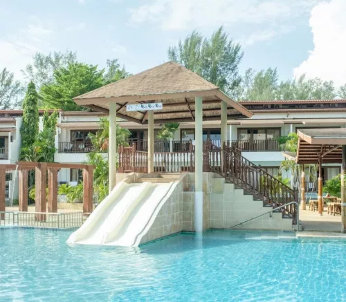 Отель Arinara Beach Resort Phuket в Пхукете