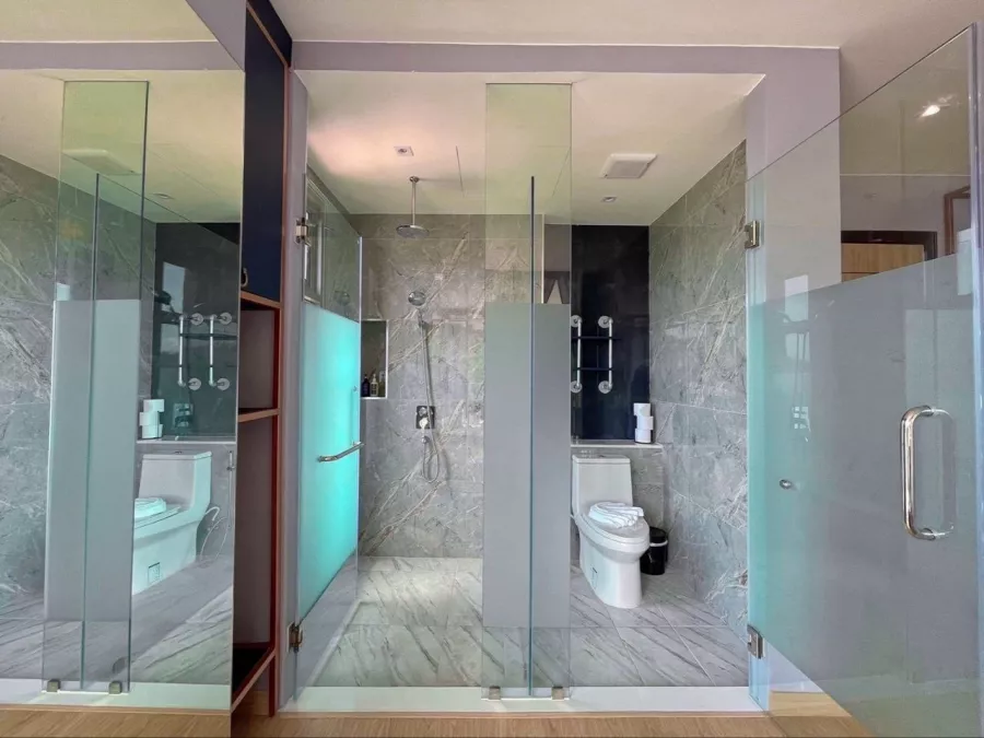 Отель The Blue Hotel в Пхукете: Hotel, Swimming Pool, Restaurant, Бассейн, Отель, Ресторан,