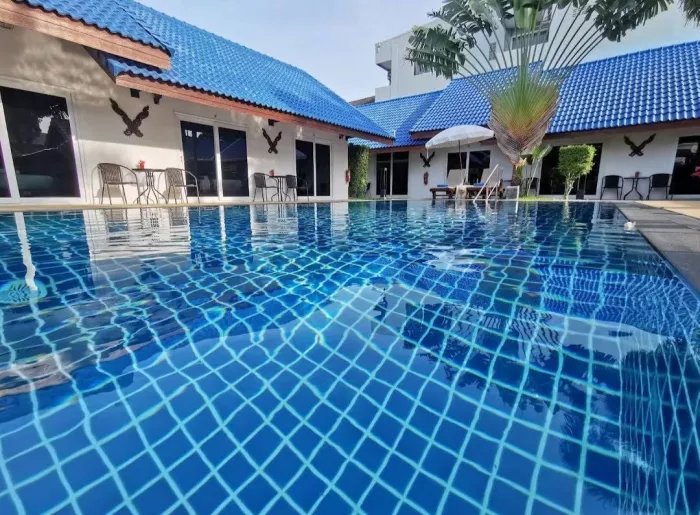 Отель Phuket Airport  в  Пхукете