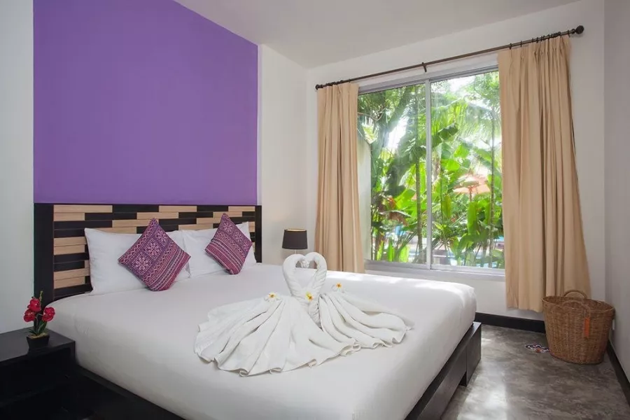Отель Signature Phuket в Пхукете: Отель, Hotel, Бассейн, Swimming Pool, Restaurant, Ресторан,