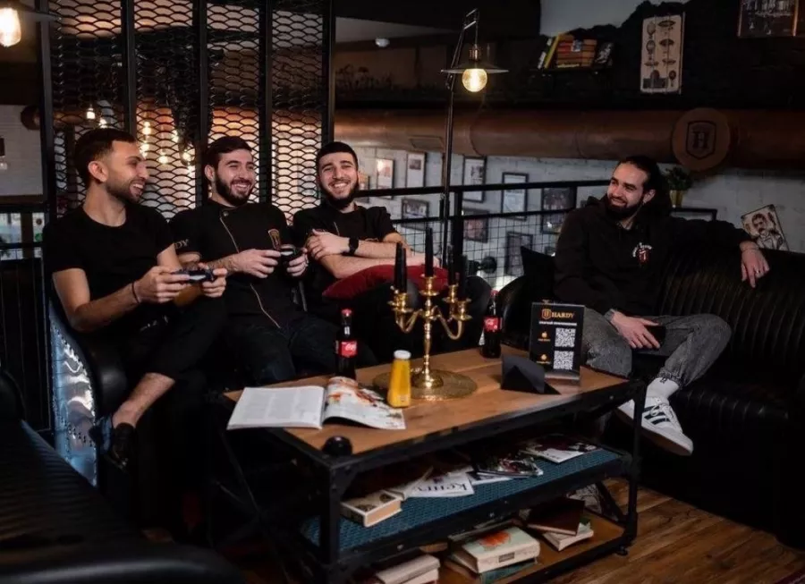 Барбершоп HARDY Barbershop в Краснодаре: Стрижка, Барбершоп, Барбер, Мужская стрижка , Мужское пространство , Прическа, Парикмахер ,