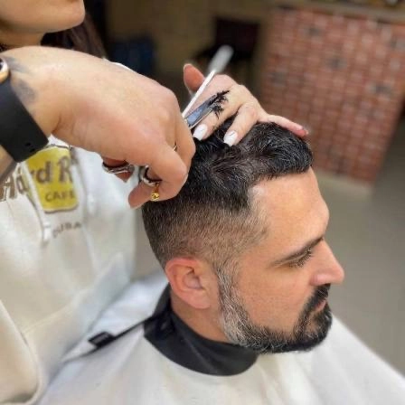 Барбершоп Gentelemens barber shop в Краснодаре: Стрижка , Барбершоп, Мужская стрижка , Мужское пространство , Барбер, Борода, Укладка волос ,