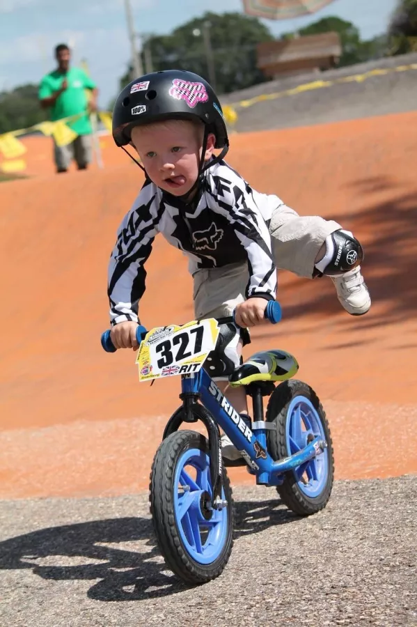 Школа беговелов Extreme Kids в Москве: Беговел, Активный отдых , Для детей , Спортивная секция , Велосипед , Трюки, Детский беговел, Школа беговелов,