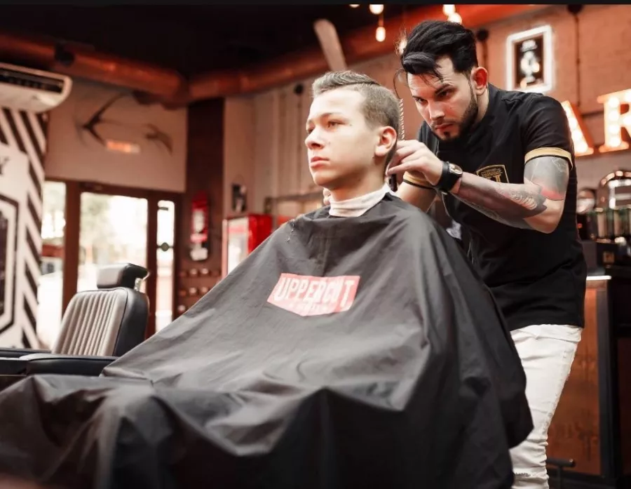 Барбершоп HARDY на Красноармейской в Краснодаре: Красота, Мужчинам, Борода, Стрижка, Барбершоп, Парикмахер, Бритье,