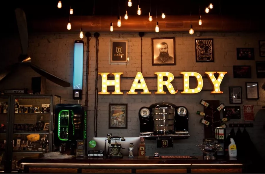 Барбершоп HARDY на Красноармейской в Краснодаре: Красота, Мужчинам, Борода, Стрижка, Барбершоп, Парикмахер, Бритье,