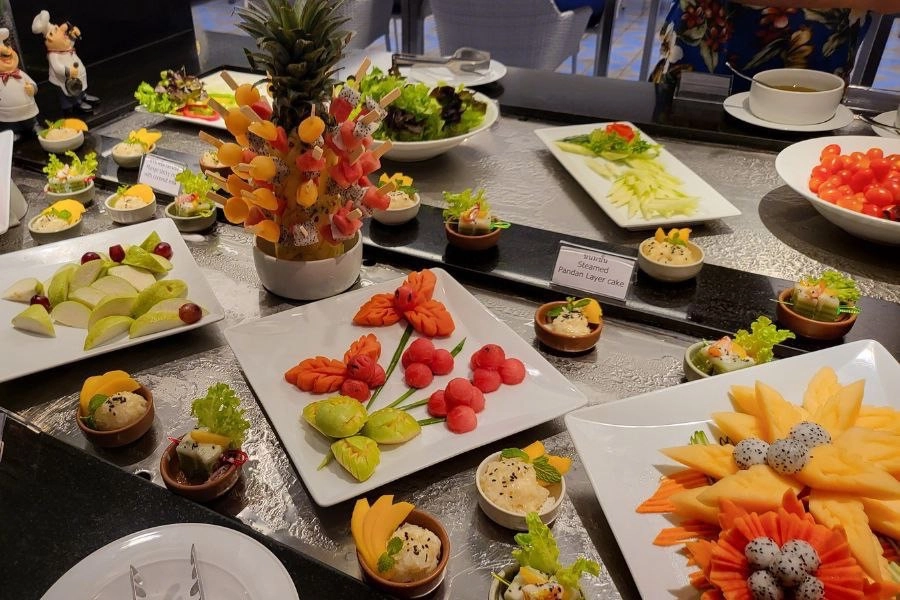 Отель The Yama Phuket в Пхукете: Отель, Бассейн, Ресторан, Спа, Детская Комната, Hotel, Swimming Pool, Restaurant, Spa, Kids Room,