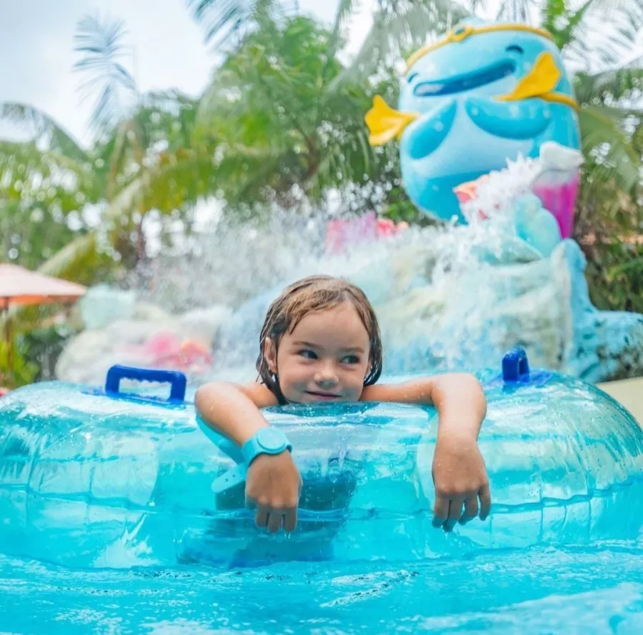 Аквапарк Andamanda Phuket в Пхукете: Аквапарк, Горки, Бассейн, Бар, Aqua Park , Slides, Bar, Swimming Pool,