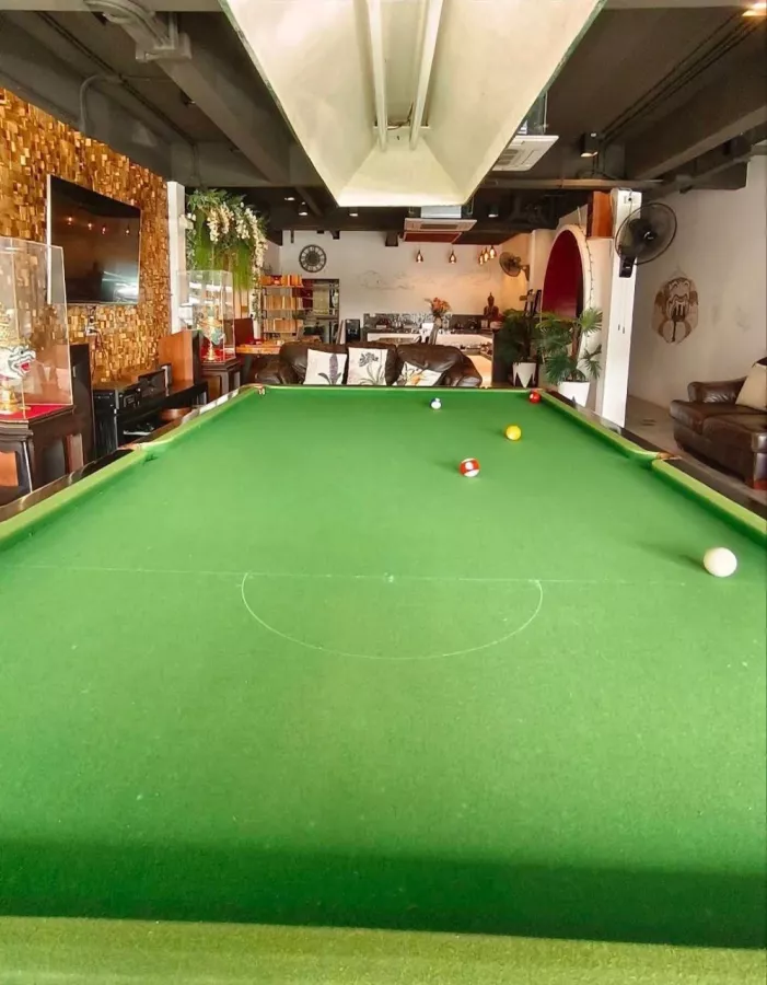 Хостел Hanuman V.I.P в Пхукете: Хостел, Hostel, Бар, Бильярд, Bar, Pool, Hotel, Отель,