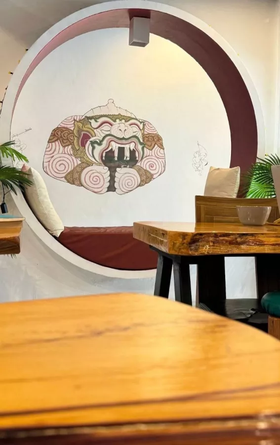 Хостел Hanuman V.I.P в Пхукете: Хостел, Hostel, Бар, Бильярд, Bar, Pool, Hotel, Отель,