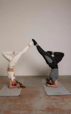 Студия йоги Yogas