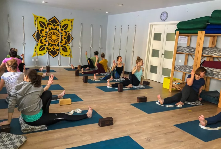 Студия йоги YogaDa.ru в Казани: Йога , Фитнес , Гибкость , Растяжка , Женское пространство , Пилатес, Тренировки , Здоровье ,