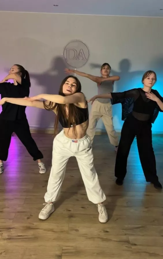 Студия растяжки Double A в Казани: Растяжка, Здоровье, Йога, Пилатес,