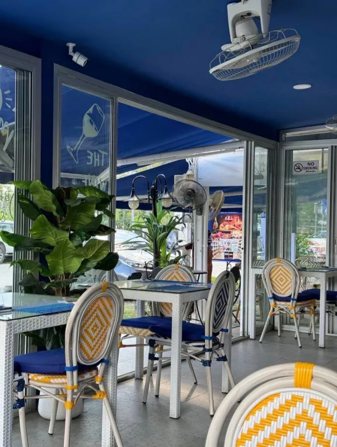 Ресторан Chez Nous - La Boulangerie в Пхукете: Restaurant, Ресторан, Десерты, Desserts, Вино, Wine, Crepes, Блины,