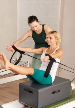 Студия растяжки Arnoa Pilates