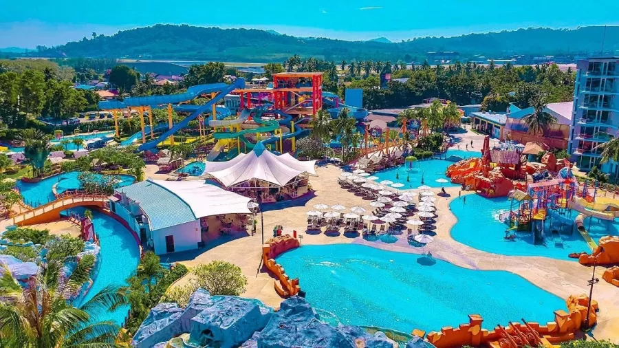 Отель Splash Beach Resort в Пхукете: Жилье, Отель, Spa, Аквапарк, Бассейн, Ресторан,