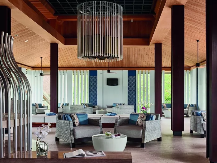 Отель Splash Beach Resort в Пхукете: Жилье, Отель, Spa, Аквапарк, Бассейн, Ресторан, 