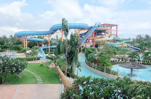 Отель «Splash Beach Resort»