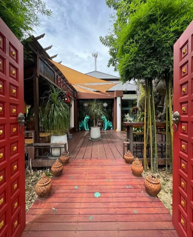 Кафе TARA в Пхукете: Сад, Ресторан, Бар, Кафе, Тайская Кухня, Restaurant, Bar, Cafe, Thai Cuisine, Garden,