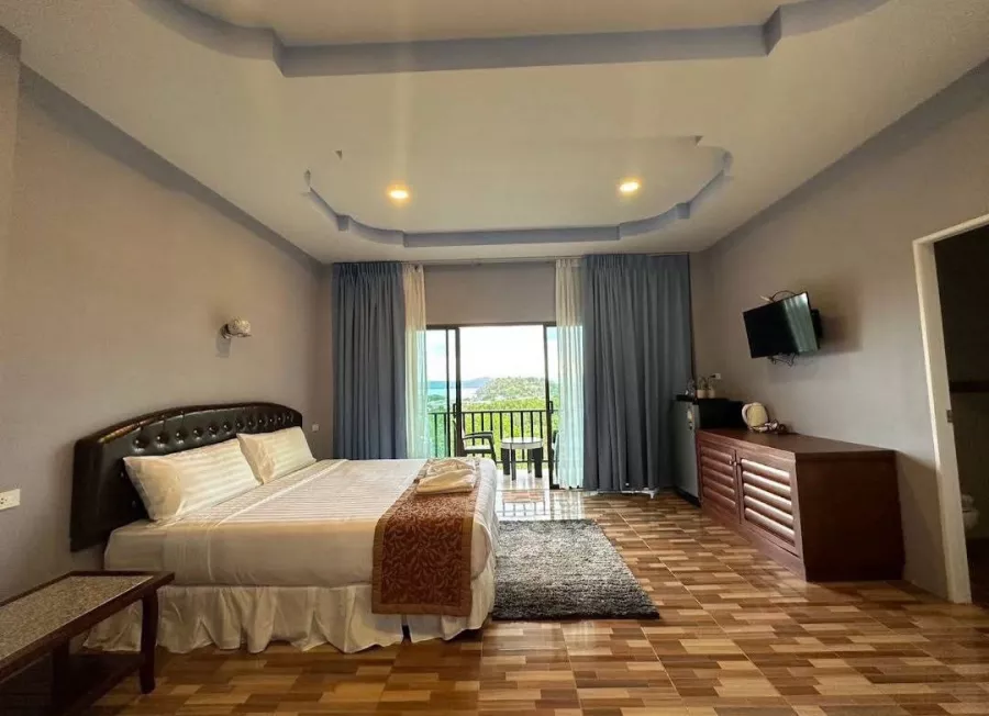 Отель So View Phuket Resort в Пхукете: Отель, Ресторан, Бар,
