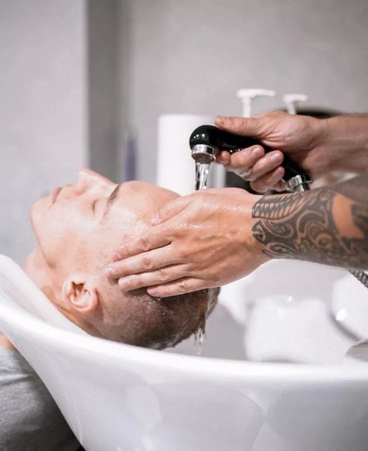 Барбершоп Barber clan на Атарбекова в Краснодаре: Мужская стрижка , Борода, Укладка волос , Барбер , Барбершоп, Мужское пространство , Стрижка, Парикмахер , Парикмахерская ,