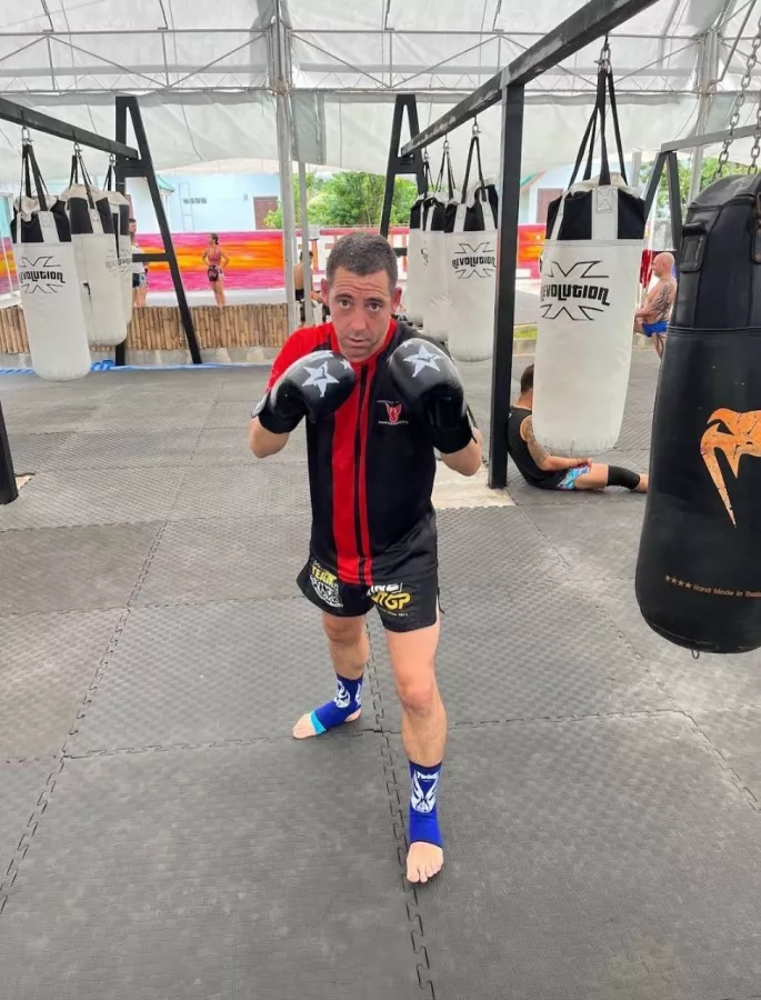 Спортивный Зал Revolution в Пхукете: Муай-Тай, Muay Thai, Gym, Coaches, Trainings, Тренеры, Тренировки,