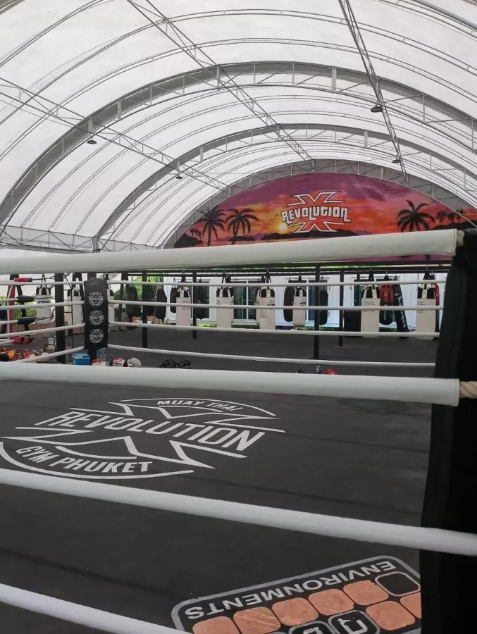 Спортивный Зал Revolution в Пхукете: Муай-Тай, Muay Thai, Gym, Coaches, Trainings, Тренеры, Тренировки,