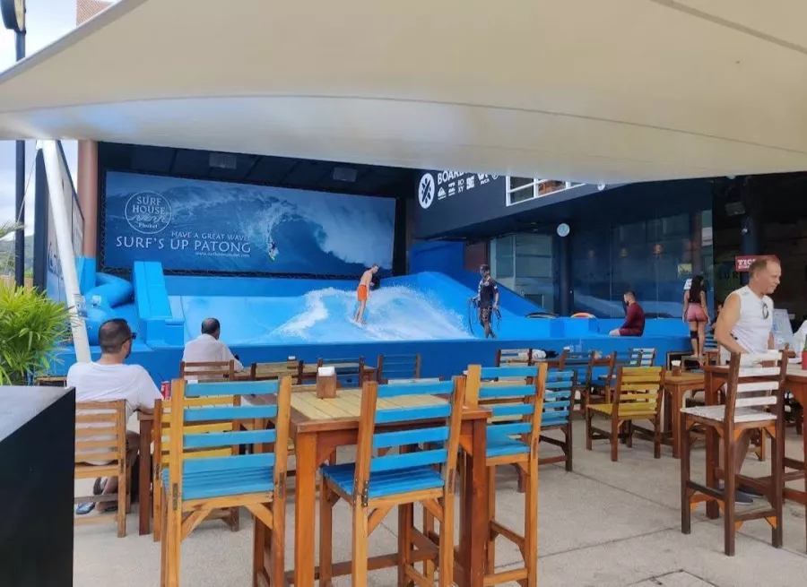 Сёрфинг Phuket Surf House в Пхукете: Вода, Развлечение, Спортзал, Тренер, Закуски, Бар, Сёрфинг,