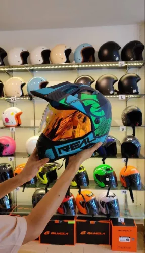 Магазин Шлемов Helmetshop Phuket в Пхукете