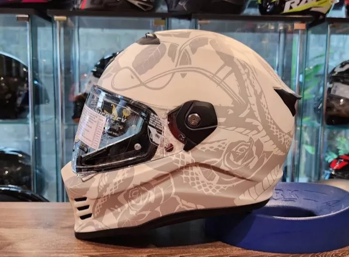 Магазин Шлемов Archi Helmet Phuket в Пхукете