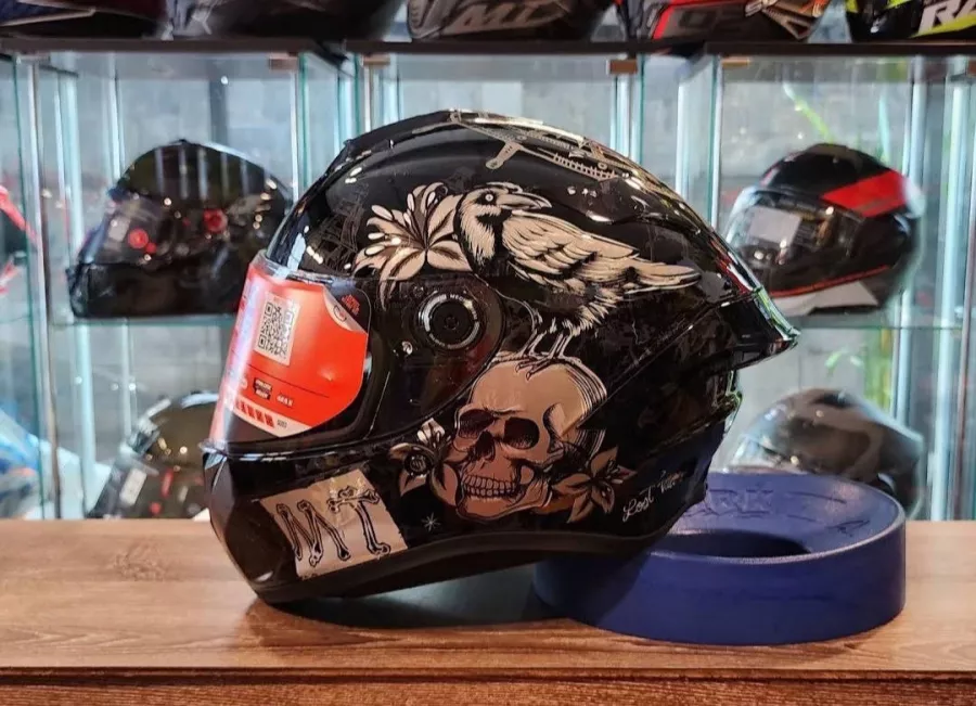 Магазин Шлемов Archi Helmet Phuket в Пхукете: Шлемы, Перчатки, Аксессуары, Helmets, Gloves, Accessories ,