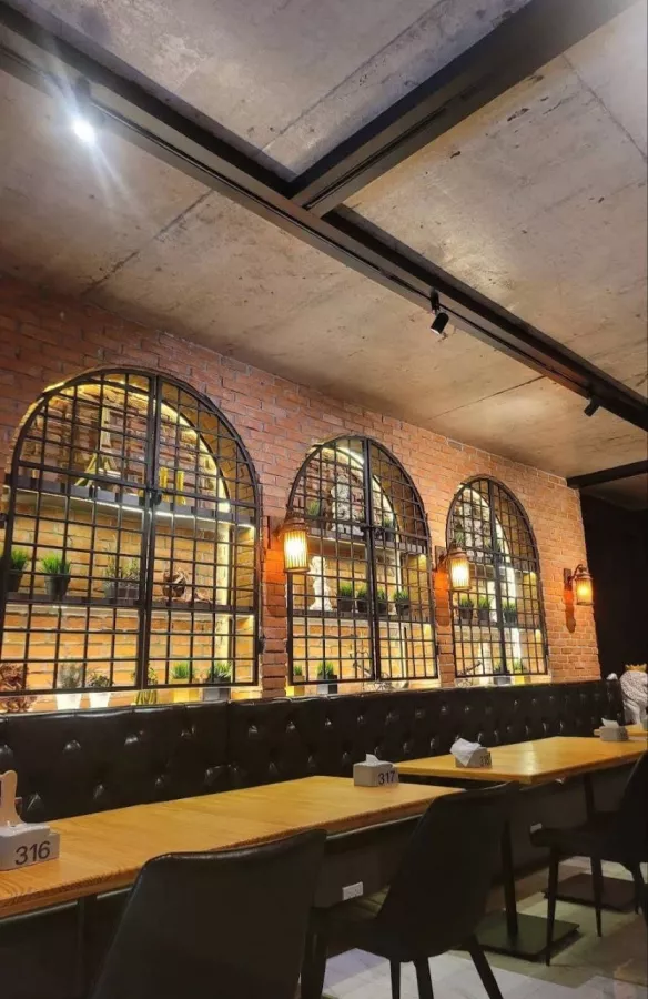 Ресторан Pizzeria Hut 1 в Пхукете: Еда, Итальянская кухня, Пицца, Паста, Десерты, Бар,