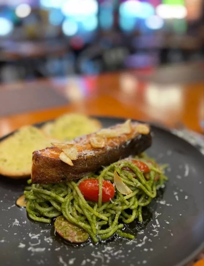 Ресторан Pizzeria Hut 1 в Пхукете: Итальянская Кухня, Пицца, Паста, Десерты, Бар, Italian Cuisine , Pizza, Pasta, Desserts, Bar,