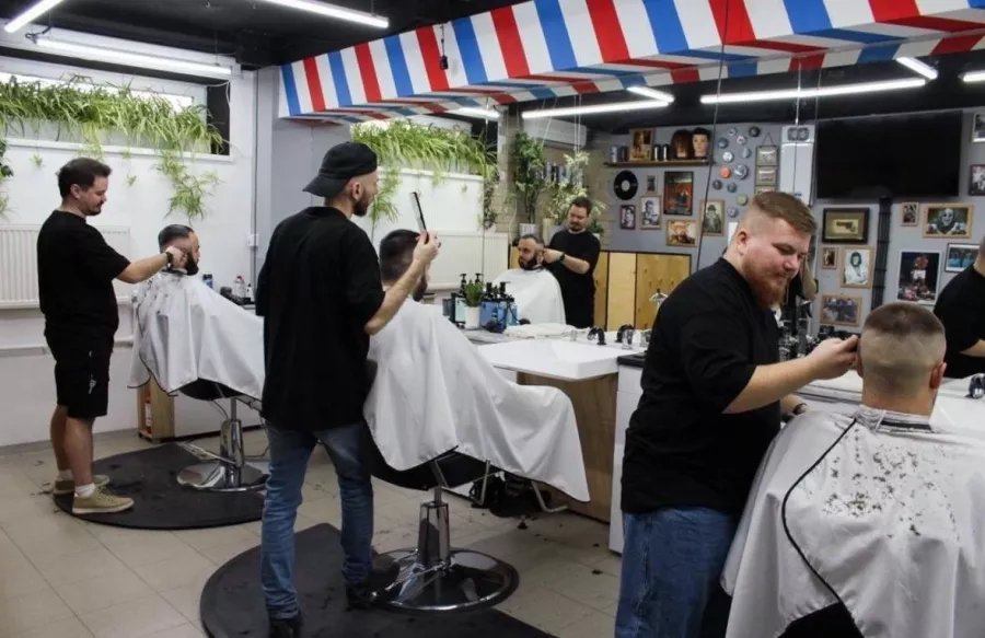 Барбершоп Hairbar на Целиноградской в Краснодаре: Красота, Мужчинам, Стрижка, Барбершоп, Парикмахер,