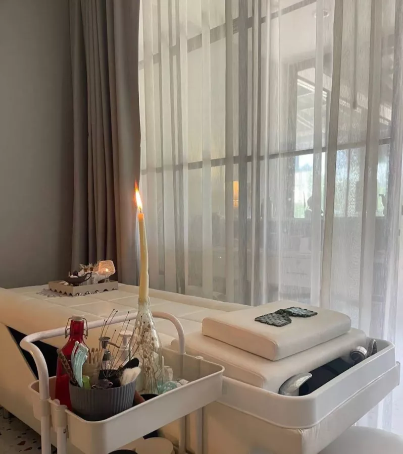 Салон Красоты Sunkissed Beauty Bar By Gigz в Пхукете: Салон Красоты, Маникюр , Педикюр, Beauty Salon, Nails, Relax, Релакс, Уход За Волосами, Hair Treatment,