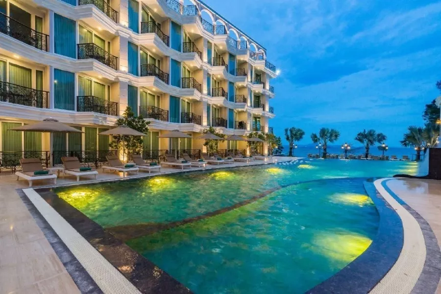 Отель LK Emerald Beach в Паттайе: Жилье, Отель, Ресторан, Бар, Бассейн,
