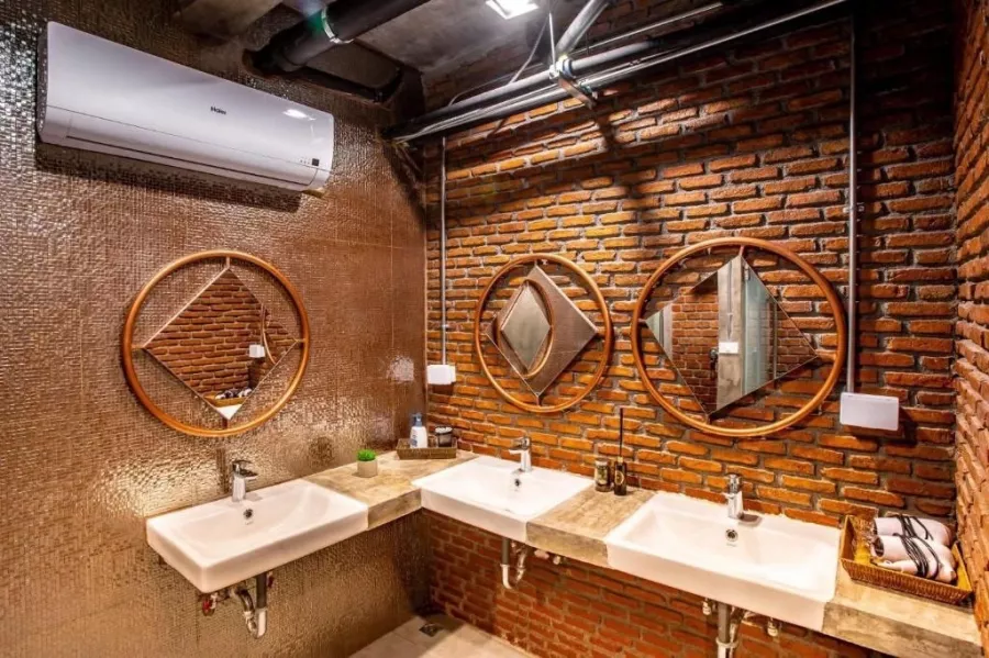 Хостел Kaen Pattaya в Паттайе: Отель, Хостел, Бар, Коворкинг, Hotel, Hostel, Bar, Coworking,
