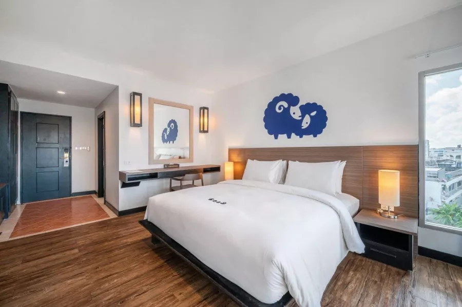 Отель Kokotel Pattaya South Beach в Паттайе: Отель, Кафе, Бассейн, Детская Комната, Hotel, Cafe, Kids Room, Swimming Pool,