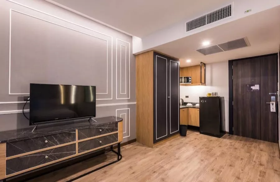 Отель Sleep With Me Pattaya в Паттайе: Отель, Бассейн, Кафе, Hotel, Swimming Pool, Cafe,