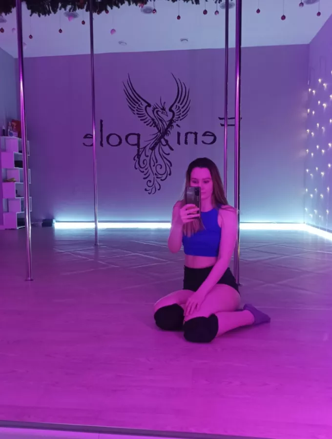 Студия растяжки Pole dance в Красноярске: Растяжка , Гибкость , Йога, Фитнес , Женское пространство , Пилатес, Здоровье , Тренировки ,