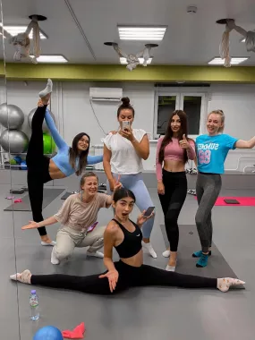 Студия растяжки Ri stretching