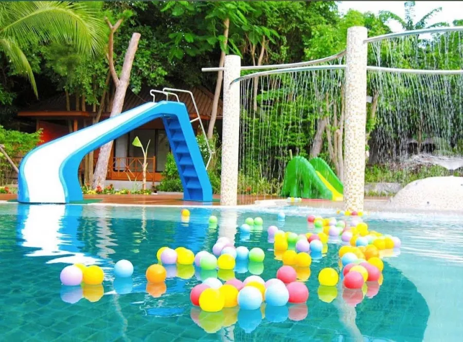 Отель Birds & Bees Resort в Паттайе: Отель, Ресторан, Бар, Бассейн, Hotel, Bar, Swimming Pool , Restaurant ,