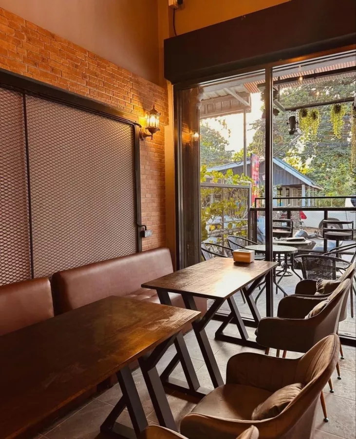 Хостел Friends Station в Паттайе: Хостел, Отель, Кафе, Коворкинг, Hostel, Hotel, Cafe, Coworking ,