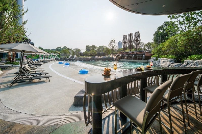 Отель Grande Centre Point Space Pattaya в Паттайе: Отель, Аквапарк, Тренажёрный Зал, Бар, Ресторан, Спа, Сауна, Бассейн, Hotel, Bar, Waterpark, Spa, Gym, Sauna,